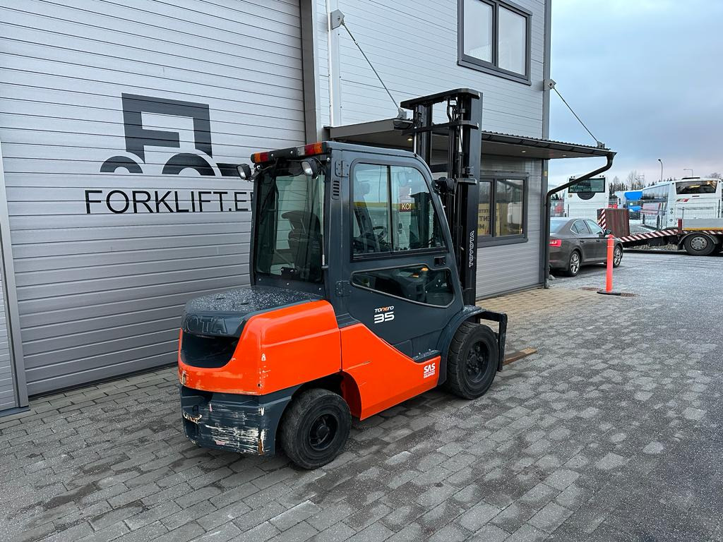 TOYOTA 52-8FDJF35 - Diesel forklift: picture 5 TOYOTA 52-8FDJF35 - Diesel forklift: picture 5
