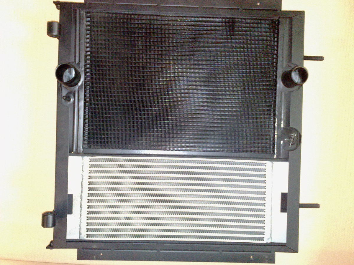 RADIATORE ACQUA OLIO - Radiator: picture 2 RADIATORE ACQUA OLIO - Radiator: picture 2