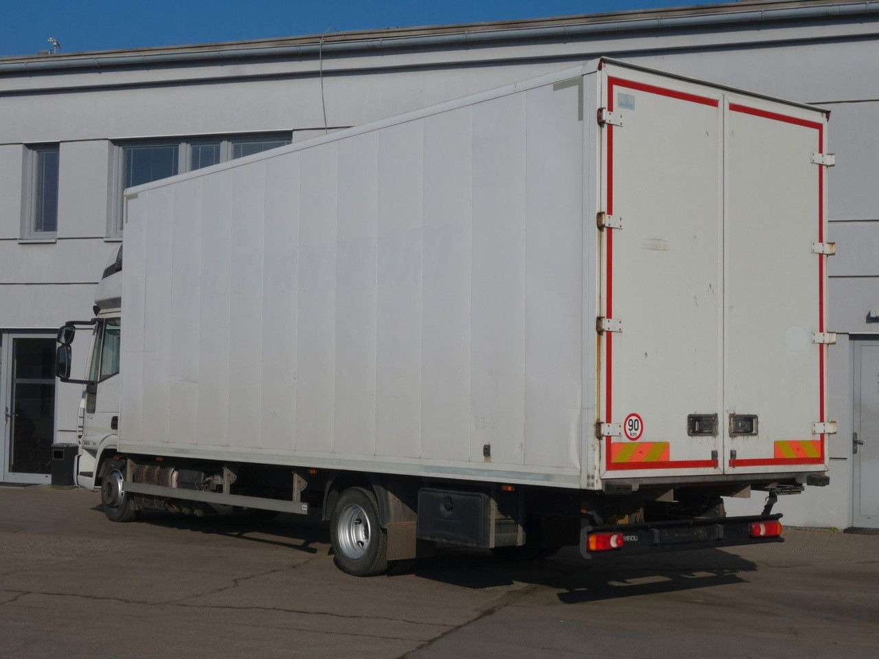 Iveco EuroCargo 75 75E19, 18 Palleten - Box truck: picture 4 Iveco EuroCargo 75 75E19, 18 Palleten - Box truck: picture 4