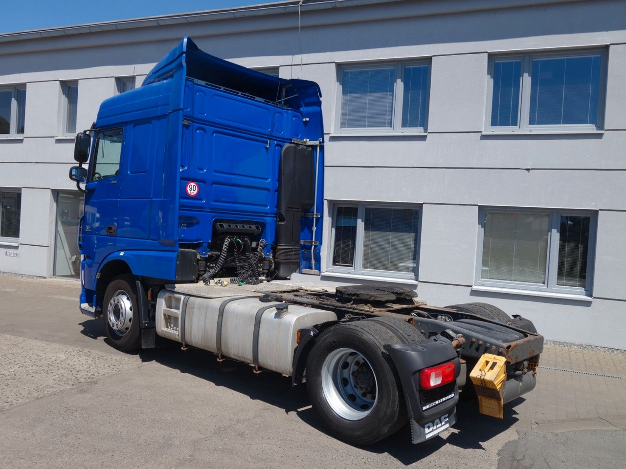 DAF XF 460 SC Standard, Nur 461.000 km !! - Tractor unit: picture 4 DAF XF 460 SC Standard, Nur 461.000 km !! - Tractor unit: picture 4
