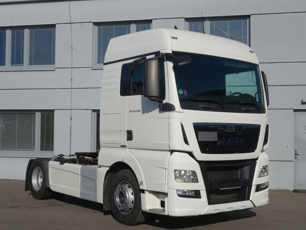 MAN TGX 18.440 XLX E6 ST, Retarder, Kompressor - Tractor unit: picture 3 MAN TGX 18.440 XLX E6 ST, Retarder, Kompressor - Tractor unit: picture 3