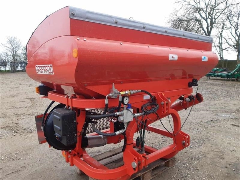 Gaspardo Fronttank PA1 - Seed drill: picture 3 Gaspardo Fronttank PA1 - Seed drill: picture 3