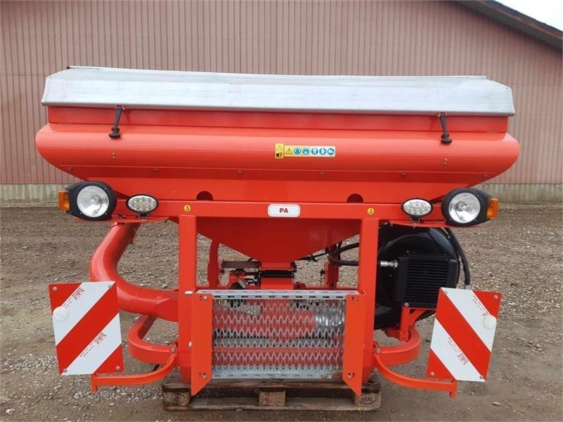 Gaspardo Fronttank PA1 - Seed drill: picture 2 Gaspardo Fronttank PA1 - Seed drill: picture 2