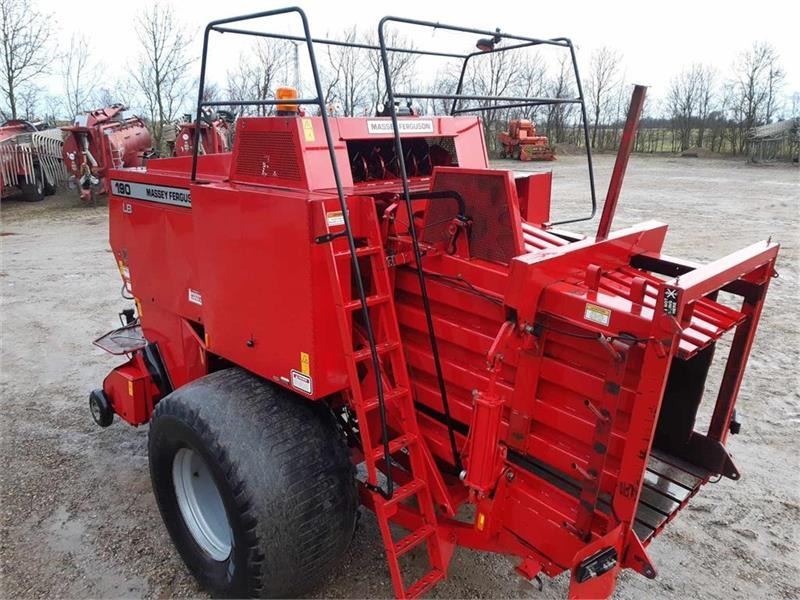 Massey Ferguson 190 - Square baler: picture 3 Massey Ferguson 190 - Square baler: picture 3