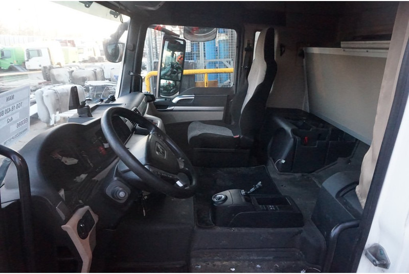 MAN F99L39 TGS - Cab and interior for Truck: picture 5 MAN F99L39 TGS - Cab and interior for Truck: picture 5