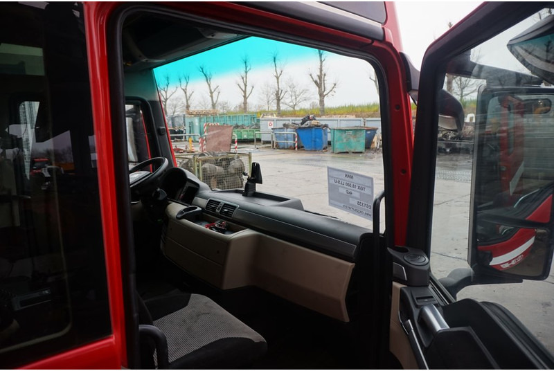 Cab and interior for Truck MAN F99L41 TGX XXL EURO6 81.60000-7925: picture 6