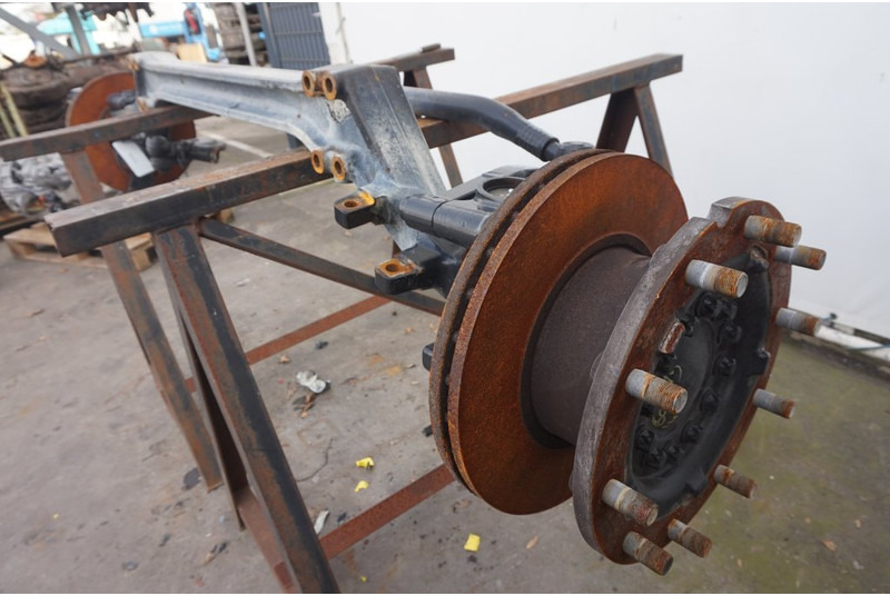 MAN VOK-08-44 - Front axle for Truck: picture 2 MAN VOK-08-44 - Front axle for Truck: picture 2