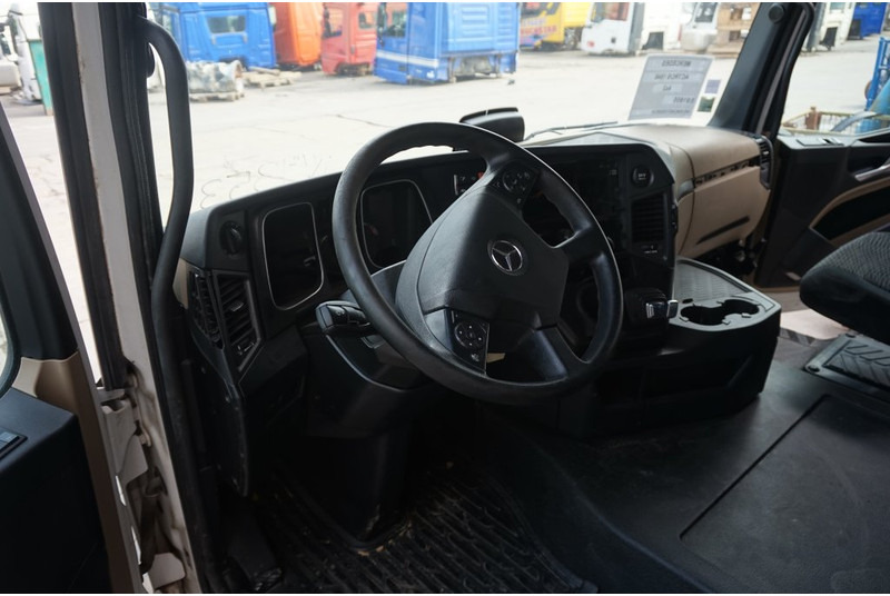 Cab and interior for Truck Mercedes-Benz ACTROS MP4 L-CLSSP L2.3 TUNNEL 170: picture 7