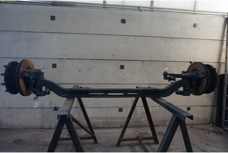 Mercedes-Benz F-7.5/C22.5 - Front axle for Truck: picture 1 Mercedes-Benz F-7.5/C22.5 - Front axle for Truck: picture 1