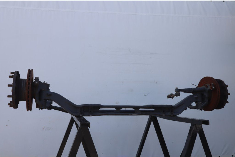 Mercedes-Benz F-8A/C22.5 - Front axle for Truck: picture 1 Mercedes-Benz F-8A/C22.5 - Front axle for Truck: picture 1