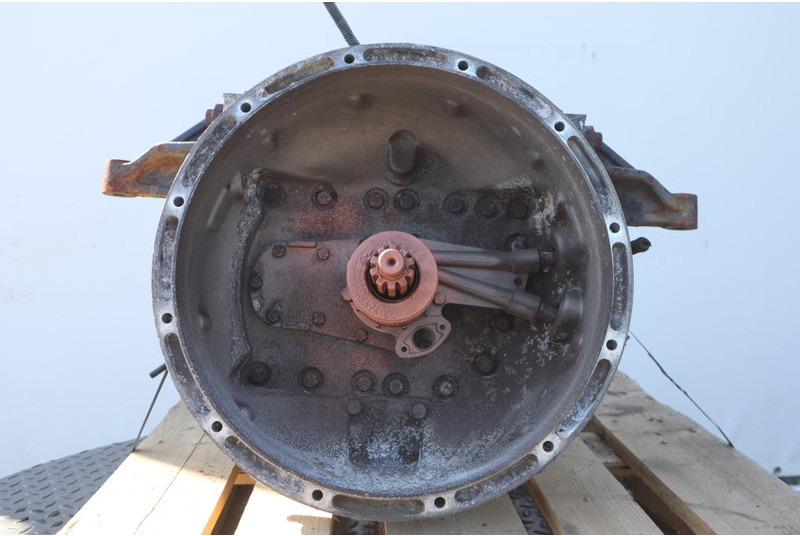 ZF 6S850OD L2000 - Gearbox for Truck: picture 2 ZF 6S850OD L2000 - Gearbox for Truck: picture 2