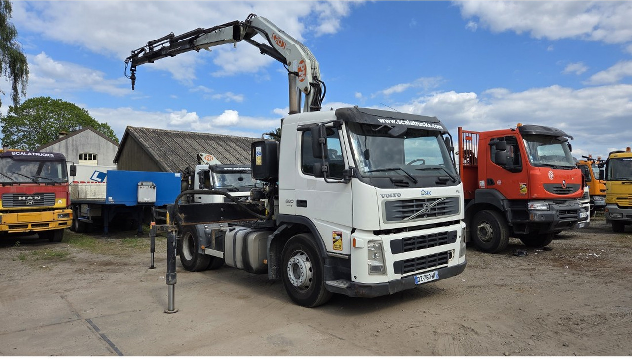 VOLVO FM 360 4X2 EURO 3 TRACTOR UNIT CRANE PM 20T MANUAL GEARBOX - Tractor unit: picture 4 VOLVO FM 360 4X2 EURO 3 TRACTOR UNIT CRANE PM 20T MANUAL GEARBOX - Tractor unit: picture 4