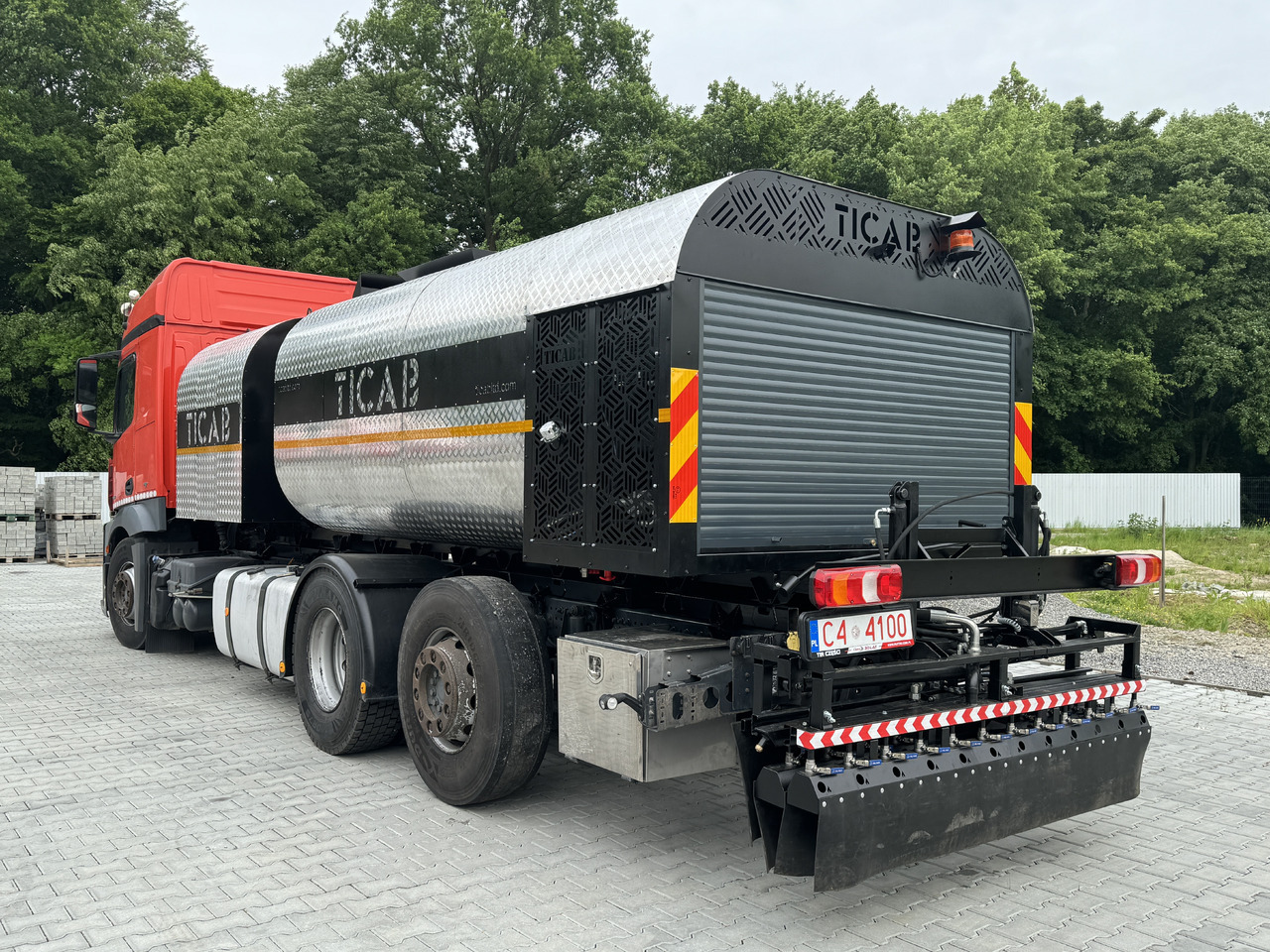 TICAB Asphalt Distributor, 8000 L, Аutonomous Asphalt Sprayer, Manufacturer - Concrete pump truck: picture 5 TICAB Asphalt Distributor, 8000 L, Аutonomous Asphalt Sprayer, Manufacturer - Concrete pump truck: picture 5