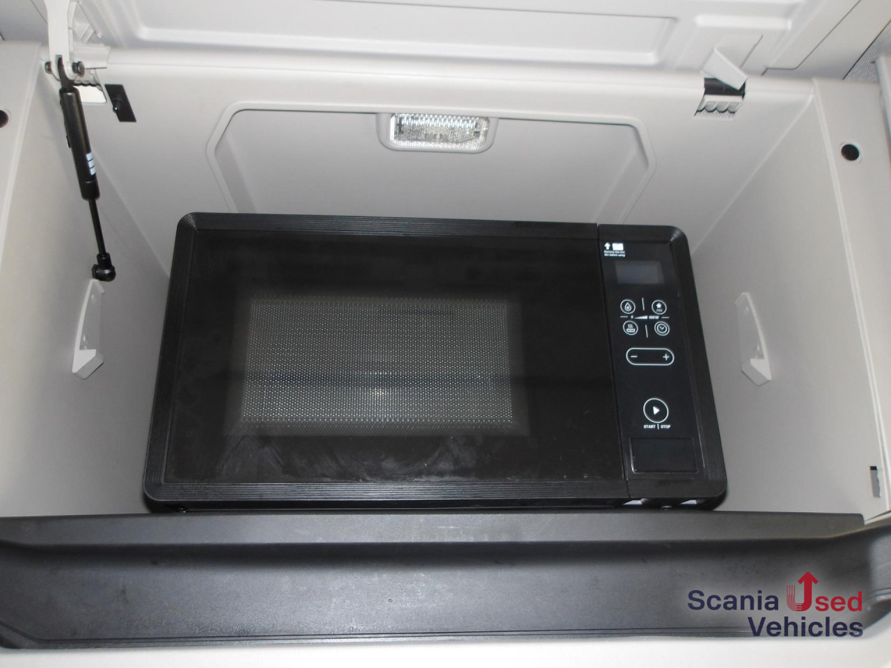 SCANIA S 500 NA - HIGHLINE - 2xTANKs - ACC - Tractor unit: picture 4 SCANIA S 500 NA - HIGHLINE - 2xTANKs - ACC - Tractor unit: picture 4