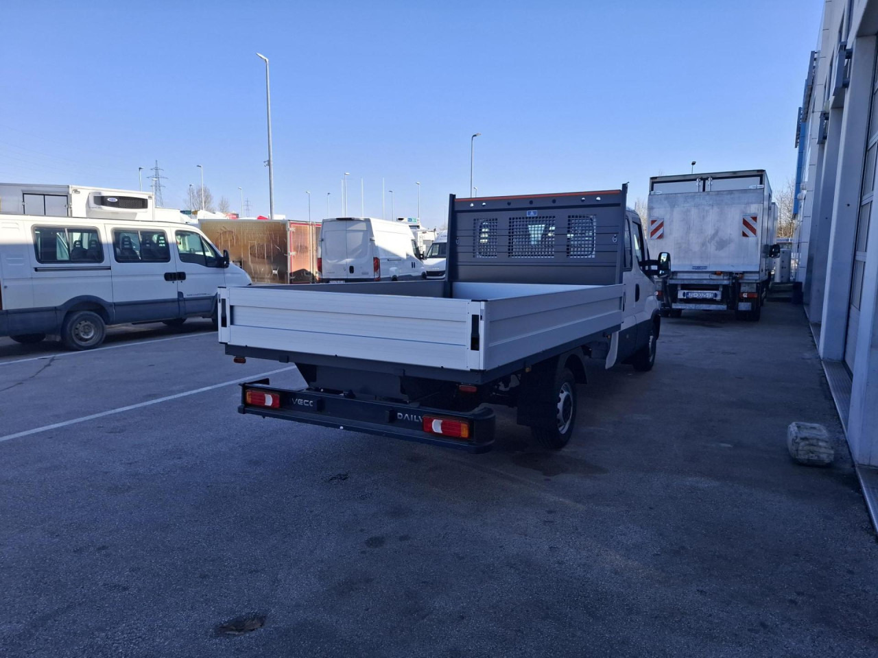IVECO Daily 35S16D - Panel van, Combi van: picture 4 IVECO Daily 35S16D - Panel van, Combi van: picture 4