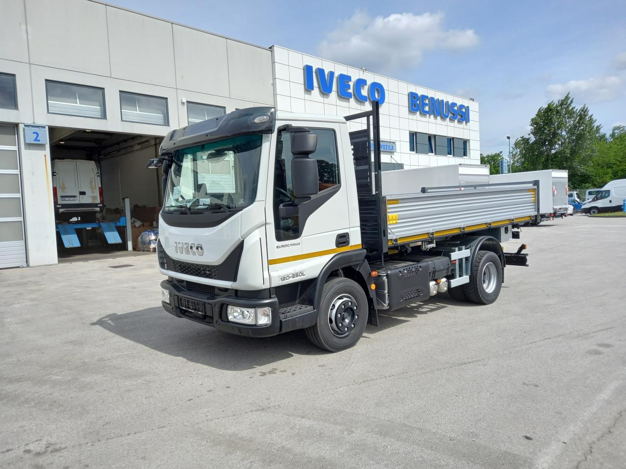 IVECO Eurocargo ML120EL25 - Tipper: picture 1 IVECO Eurocargo ML120EL25 - Tipper: picture 1