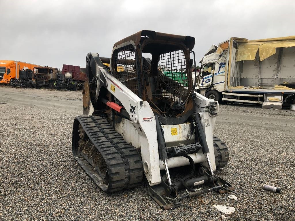 Bobcat T 650 SÄLJES I RESERVDELAR / ONLY FOR SPAREPARTS - Engine for Construction machinery: picture 2 Bobcat T 650 SÄLJES I RESERVDELAR / ONLY FOR SPAREPARTS - Engine for Construction machinery: picture 2
