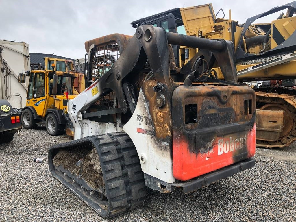 Bobcat T 650 SÄLJES I RESERVDELAR / ONLY FOR SPAREPARTS - Engine for Construction machinery: picture 4 Bobcat T 650 SÄLJES I RESERVDELAR / ONLY FOR SPAREPARTS - Engine for Construction machinery: picture 4