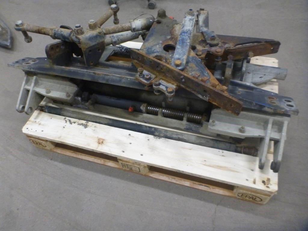 Scania R 520 Mählers plogfäste, R42929-3 - Frame/ Chassis for Truck: picture 2 Scania R 520 Mählers plogfäste, R42929-3 - Frame/ Chassis for Truck: picture 2