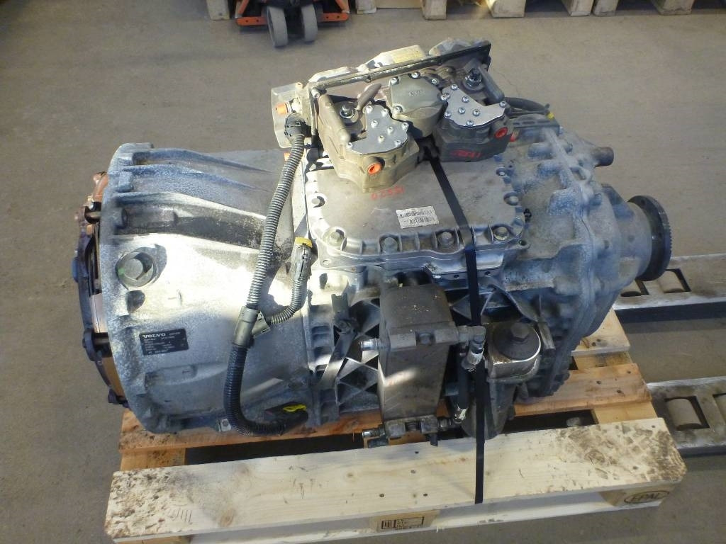 Växellåda SPO2812 Volvo FH - Gearbox for Truck: picture 1 Växellåda SPO2812 Volvo FH - Gearbox for Truck: picture 1