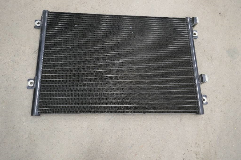 Volvo L180 HL kondensor voe16235278 - Radiator for Construction machinery: picture 1 Volvo L180 HL kondensor voe16235278 - Radiator for Construction machinery: picture 1