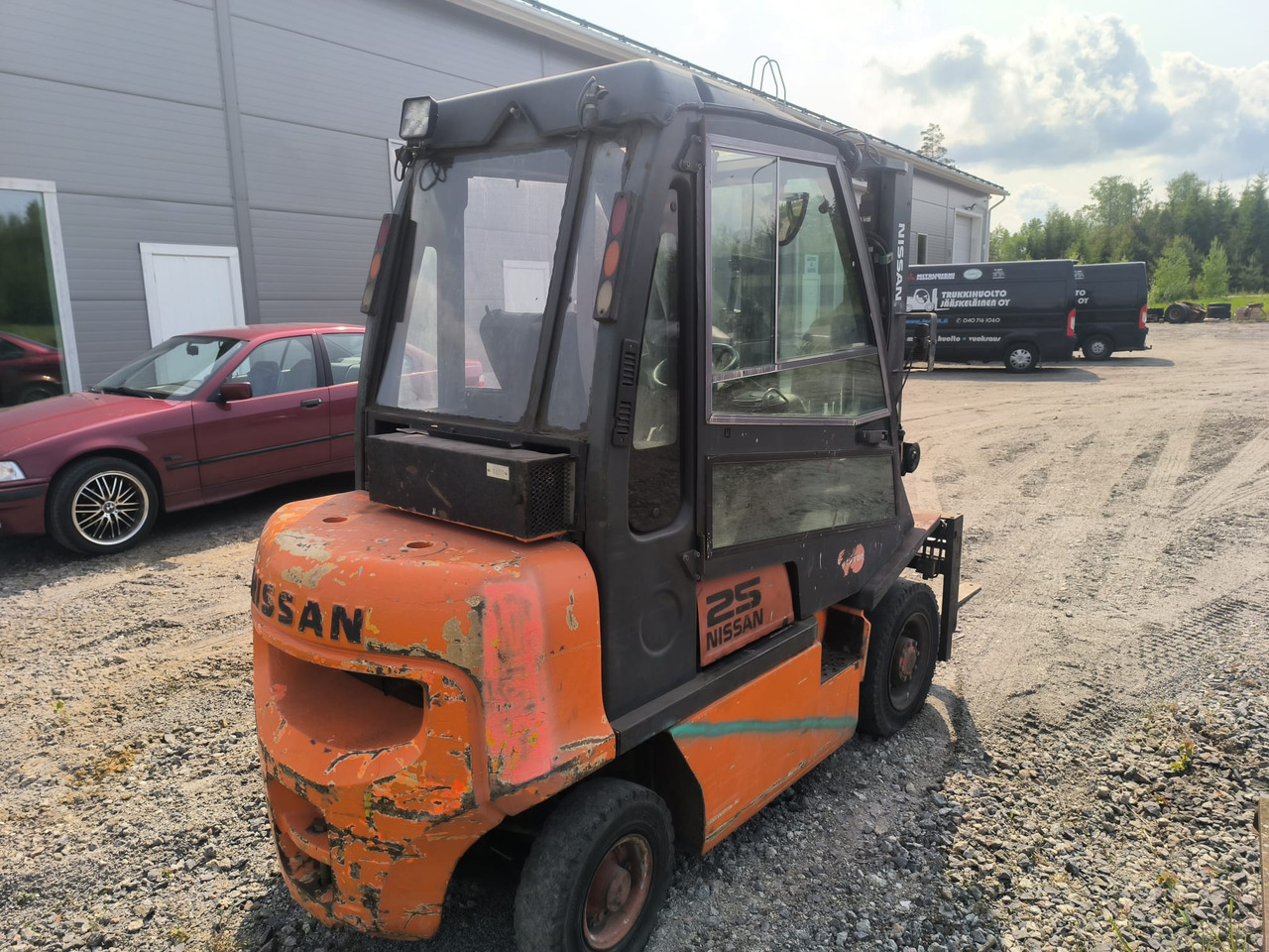 NISSAN FD25 - Diesel forklift: picture 3 NISSAN FD25 - Diesel forklift: picture 3