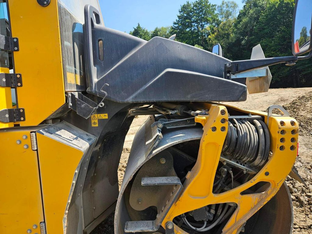 BOMAG BW 174 AP-4F AM, Tandem Roller BOMAG BW 174 AP-4F AM, Tandem Roller - Road roller: picture 5 BOMAG BW 174 AP-4F AM, Tandem Roller BOMAG BW 174 AP-4F AM, Tandem Roller - Road roller: picture 5