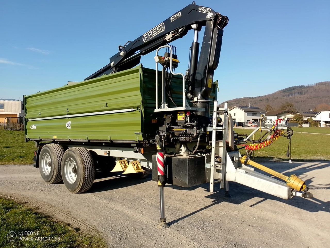 Fliegl TDK160, Agraranhänger, Fassi F110, EU Papiere - Tipper trailer: picture 1 Fliegl TDK160, Agraranhänger, Fassi F110, EU Papiere - Tipper trailer: picture 1