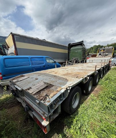 Goldhofer STZ-L6-67/80A, 94ton, verbreiterbar - Low loader semi-trailer: picture 3 Goldhofer STZ-L6-67/80A, 94ton, verbreiterbar - Low loader semi-trailer: picture 3