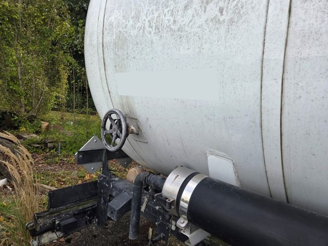 Schwarzmüller TS 3/E, ADR, Bitumen, 1 Kammer - Tank semi-trailer: picture 4 Schwarzmüller TS 3/E, ADR, Bitumen, 1 Kammer - Tank semi-trailer: picture 4