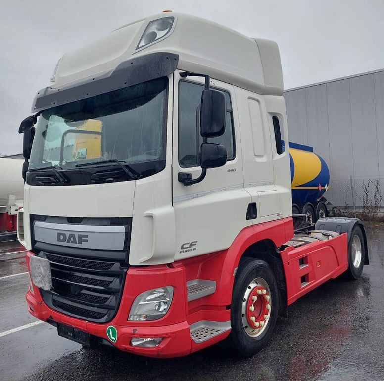 DAF CF 440 4x2, E6, ADR, Big Cabine - Tractor unit: picture 3 DAF CF 440 4x2, E6, ADR, Big Cabine - Tractor unit: picture 3