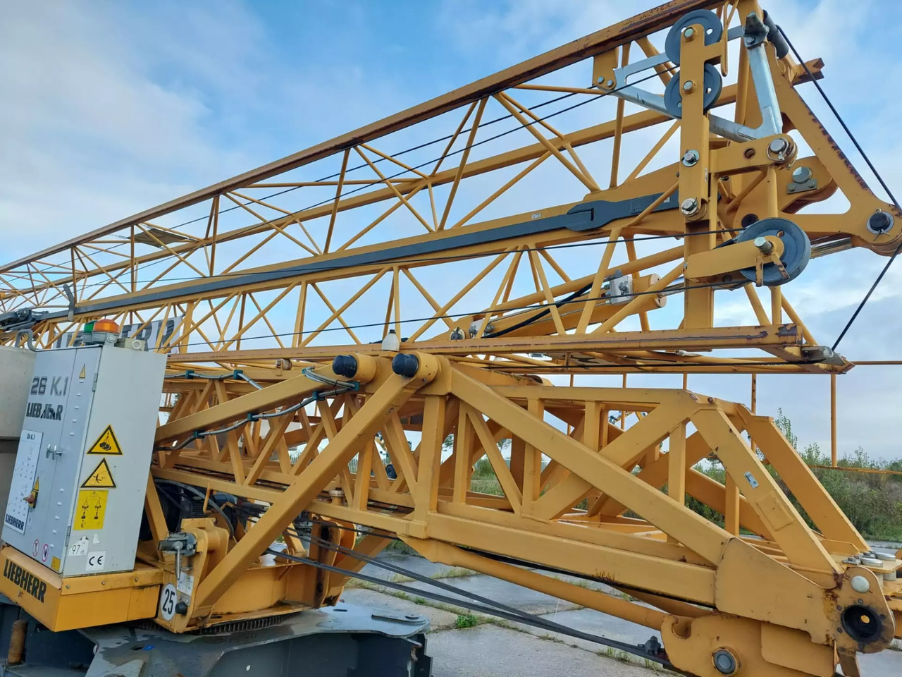 2015 Liebherr 26K.1 - Self-erecting tower crane: picture 2 2015 Liebherr 26K.1 - Self-erecting tower crane: picture 2