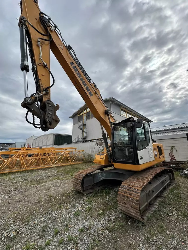 2015 Liebherr R 922 Litronic - Crawler excavator: picture 1 2015 Liebherr R 922 Litronic - Crawler excavator: picture 1