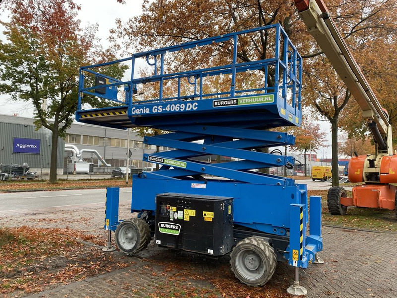 Genie GS4069 DC - Scissor lift: picture 3 Genie GS4069 DC - Scissor lift: picture 3