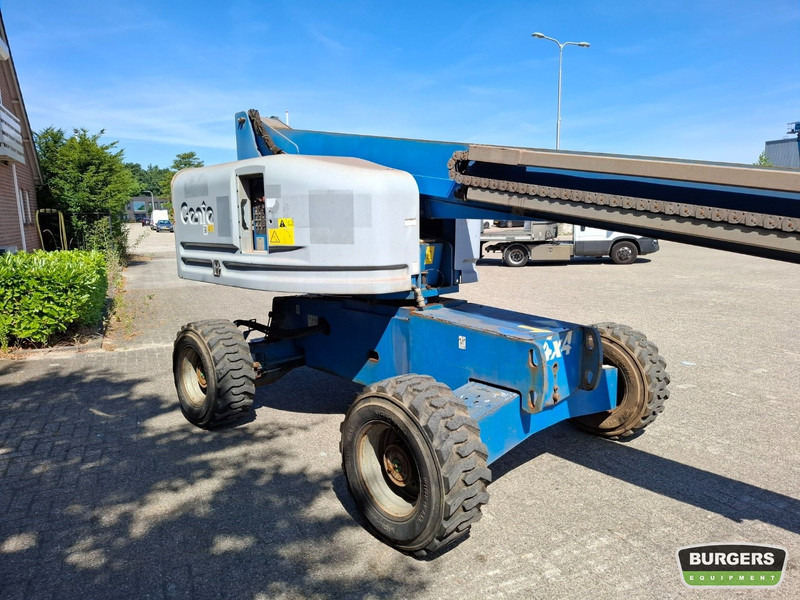 Genie S45 - Aerial platform: picture 3 Genie S45 - Aerial platform: picture 3