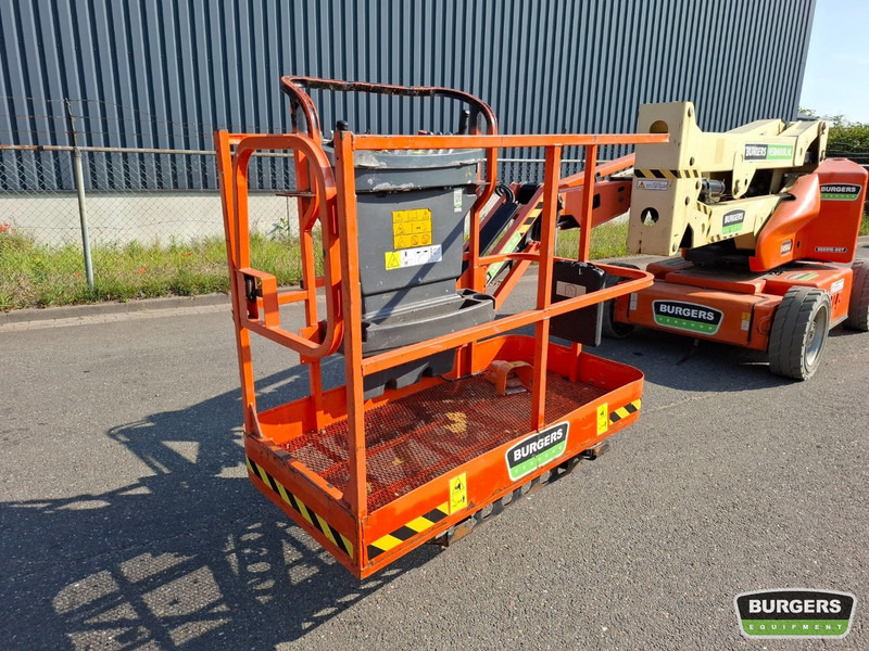 Articulated boom JLG E450 AJ: picture 16