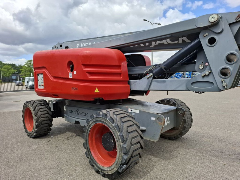 Skyjack SJ85 AJ - Articulated boom: picture 3 Skyjack SJ85 AJ - Articulated boom: picture 3