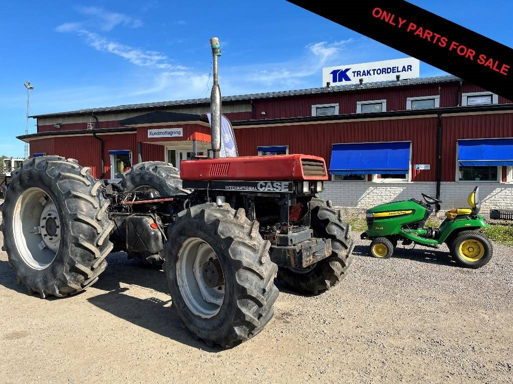 Case IH 745 XL Dismantled: only spare parts - Farm tractor: picture 1 Case IH 745 XL Dismantled: only spare parts - Farm tractor: picture 1