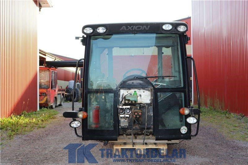 Claas 840 - Cab for Farm tractor: picture 1 Claas 840 - Cab for Farm tractor: picture 1