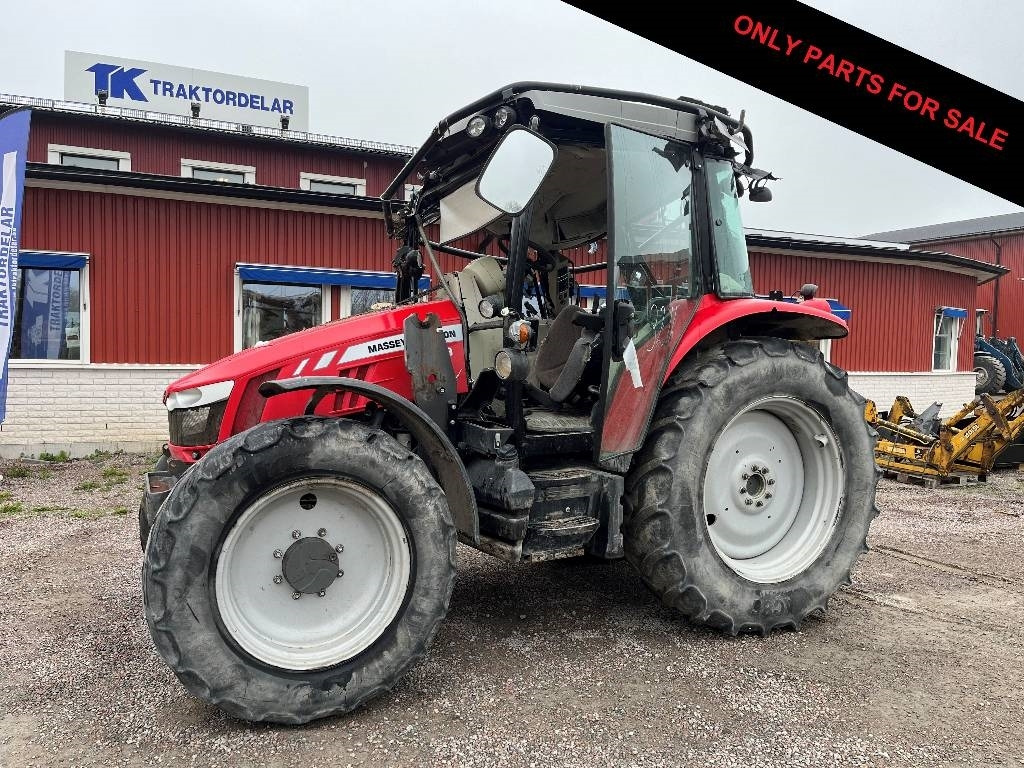 Massey Ferguson 5609 Dismantled. Only spare parts - Farm tractor: picture 1 Massey Ferguson 5609 Dismantled. Only spare parts - Farm tractor: picture 1