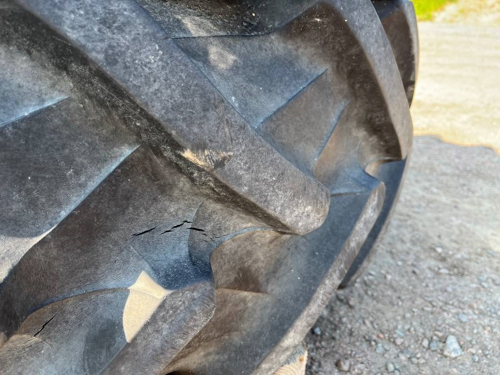 Pirelli 14,9R38 till John Deere - Tire for Agricultural machinery: picture 3 Pirelli 14,9R38 till John Deere - Tire for Agricultural machinery: picture 3
