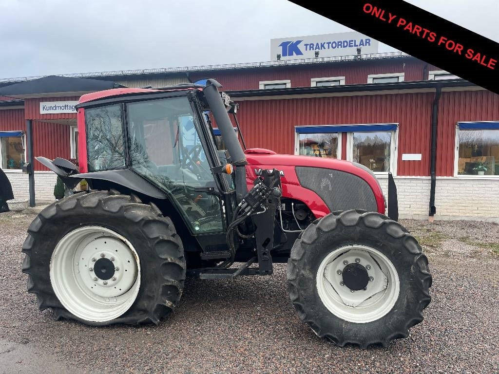 Valmet A82 Dismantled: only spare parts - Farm tractor: picture 1 Valmet A82 Dismantled: only spare parts - Farm tractor: picture 1