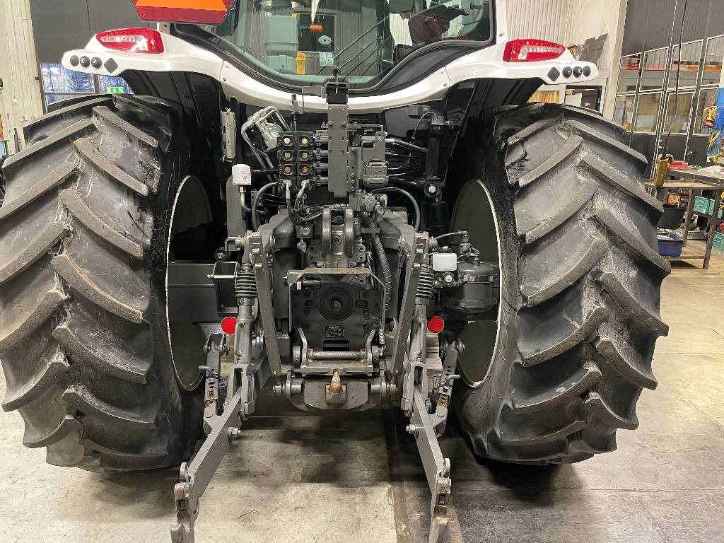 Valmet N124 Dismantled: only spare parts - Farm tractor: picture 2 Valmet N124 Dismantled: only spare parts - Farm tractor: picture 2