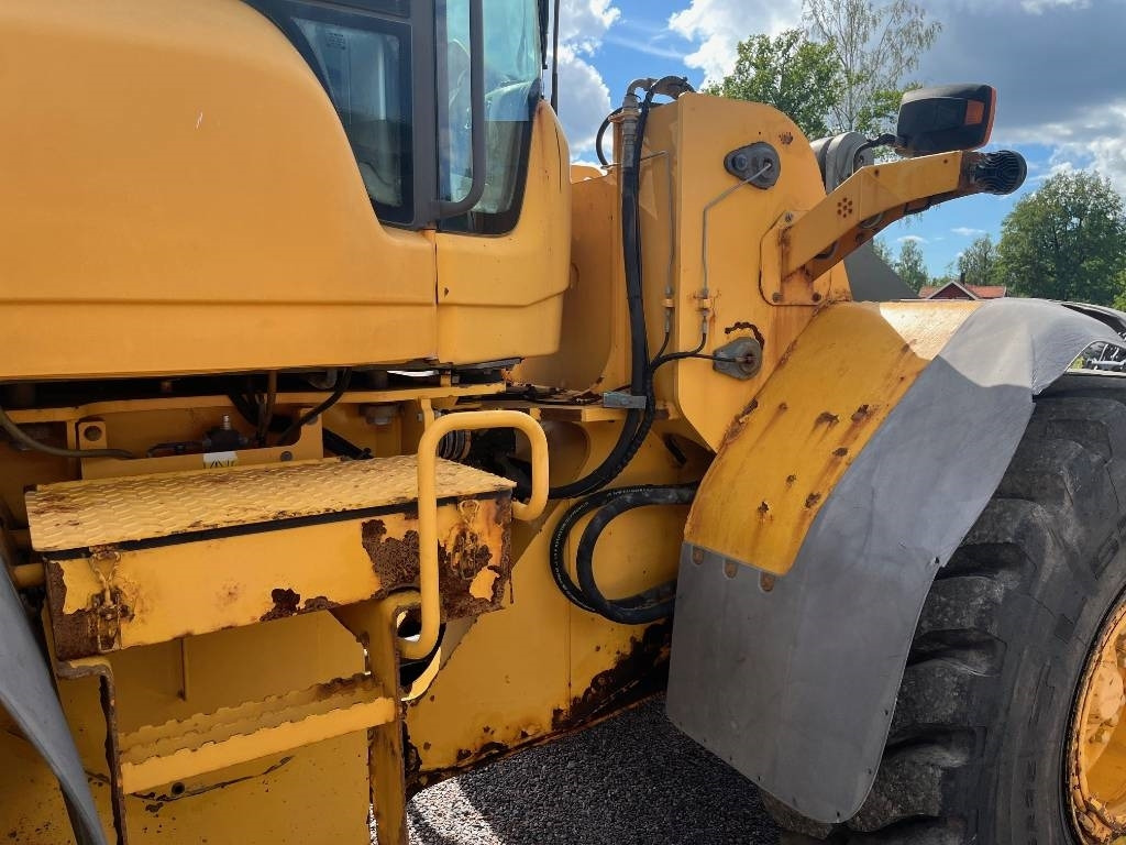 Wheel loader Volvo L 110 F: picture 12