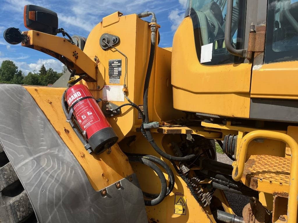Wheel loader Volvo L 110 F: picture 10