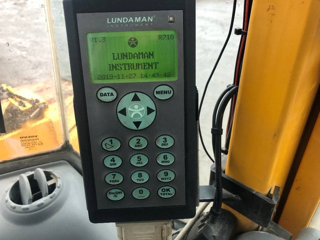 Volvo L 220 E Dismantled: only spare parts - Wheel loader: picture 3 Volvo L 220 E Dismantled: only spare parts - Wheel loader: picture 3