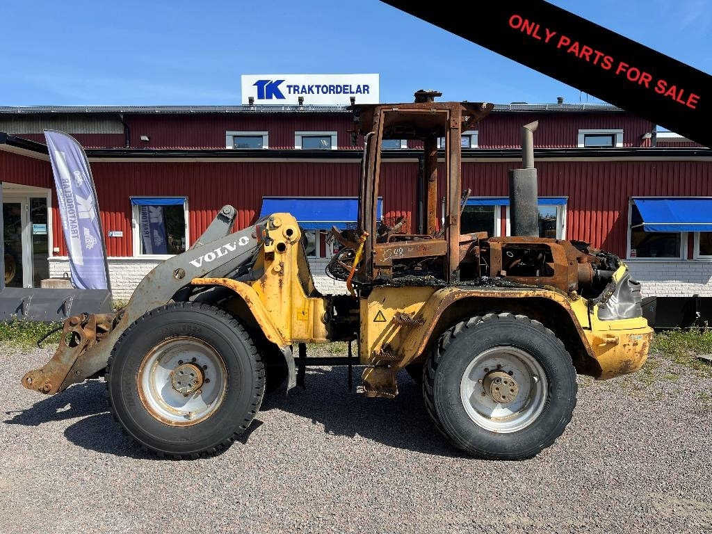 Volvo L 40 B TPS Dismantled. Only spare parts - Wheel loader: picture 1 Volvo L 40 B TPS Dismantled. Only spare parts - Wheel loader: picture 1