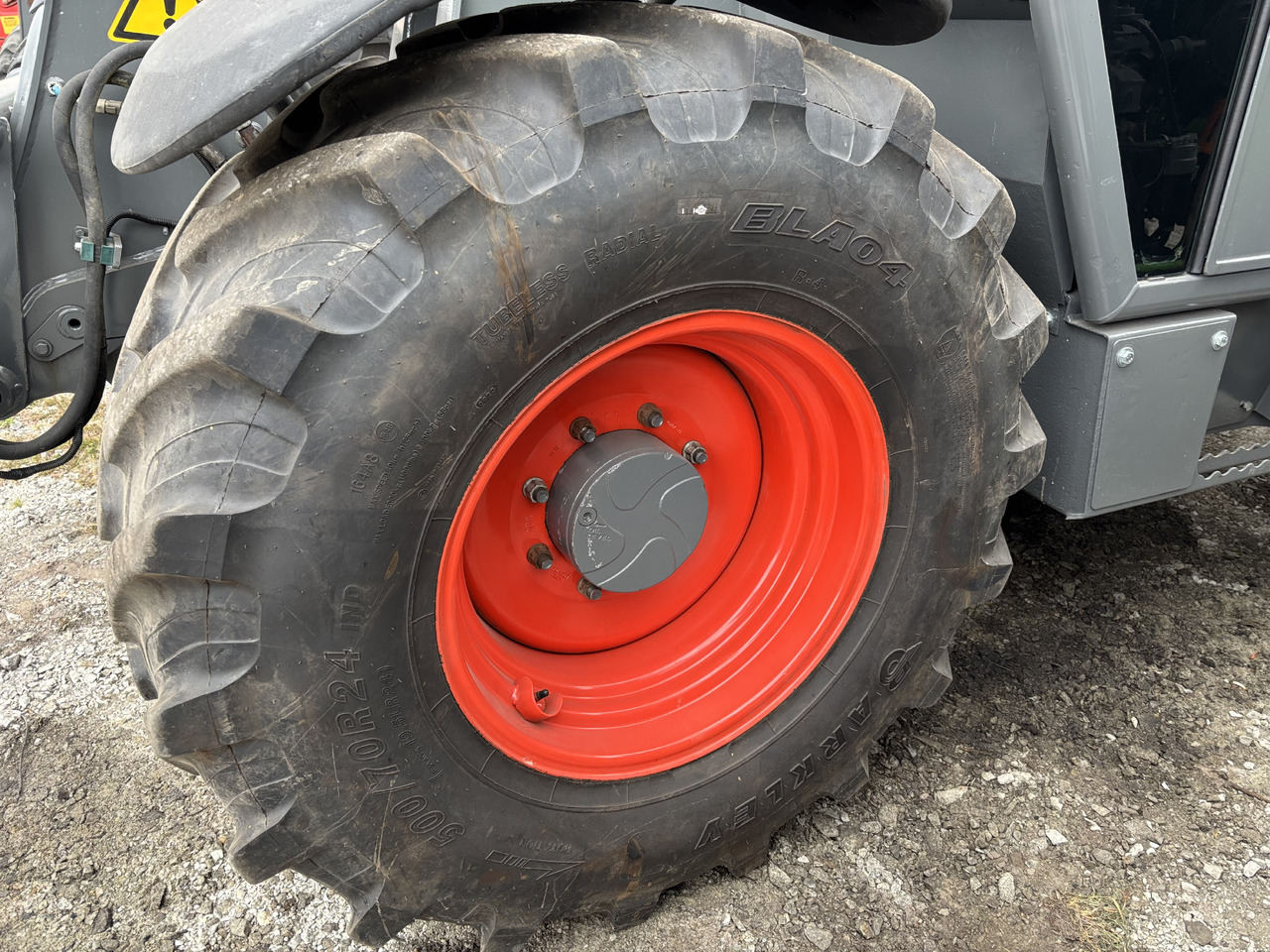CLAAS Scorpion FELGA DW16Lx24 DW 16 L x 24 16x24 8 szpilek - Rim for Agricultural machinery: picture 1 CLAAS Scorpion FELGA DW16Lx24 DW 16 L x 24 16x24 8 szpilek - Rim for Agricultural machinery: picture 1