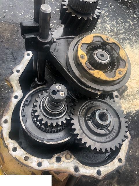 Gearbox for Agricultural machinery Skrzynia Biegów International Ratio 1:2 [CZĘŚCI]: picture 8