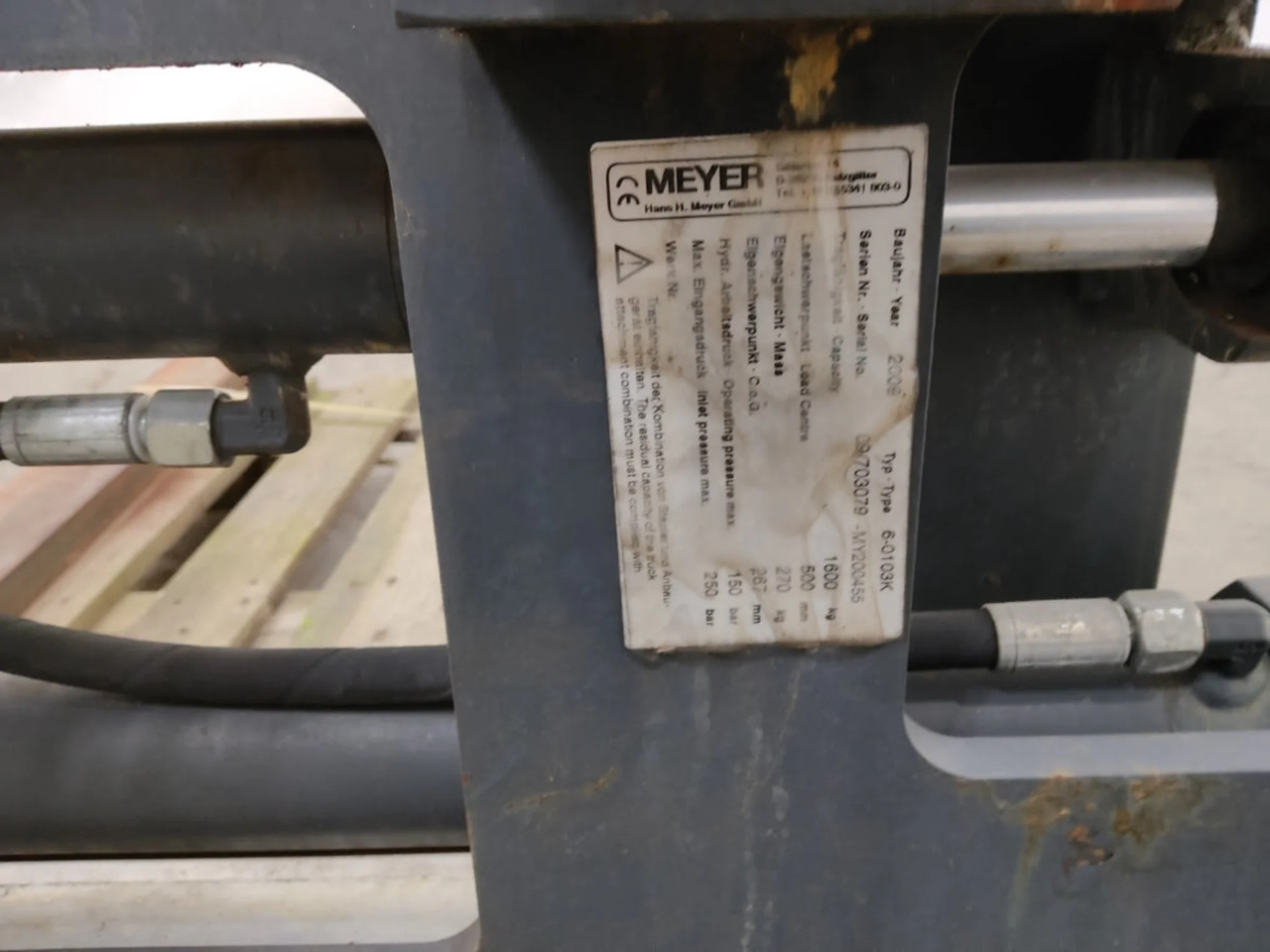 Meyer 6-0103K - Attachment for Material handling equipment: picture 2 Meyer 6-0103K - Attachment for Material handling equipment: picture 2